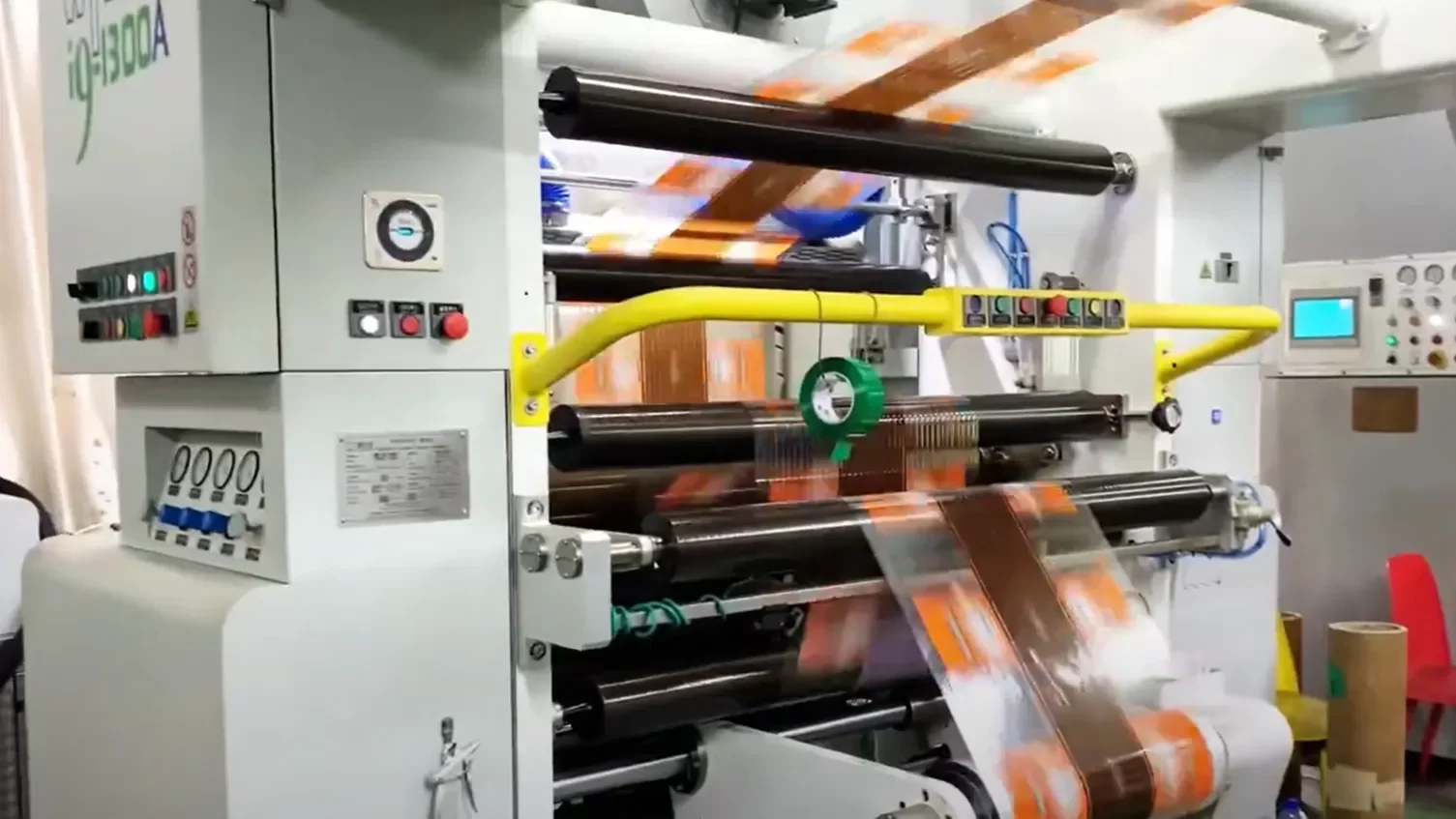 Solvent-free lamination Processes - flexible packaging manufacturing(3)